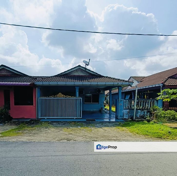 Semi-D Setingkat Facing Open Di Taman Sri Inderapura, Kuantan, Pahang, Kuantan