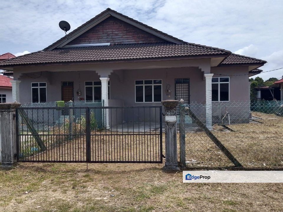 Semi D Setingkat Lokasi strategik Di Kg Sura Tengah, Dungun , Terengganu, Dungun