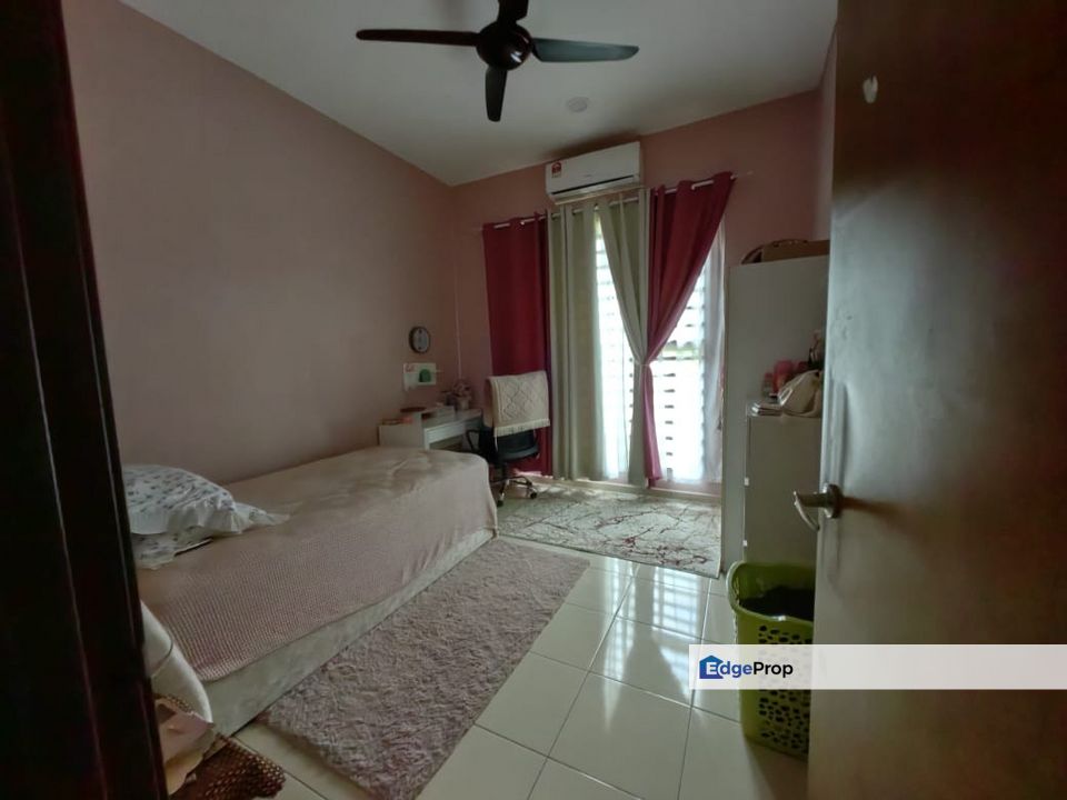 Corner Lot Semi D Setingkat Di Taman Ketapang Mualim 1,Pekan, Pahang, Pekan