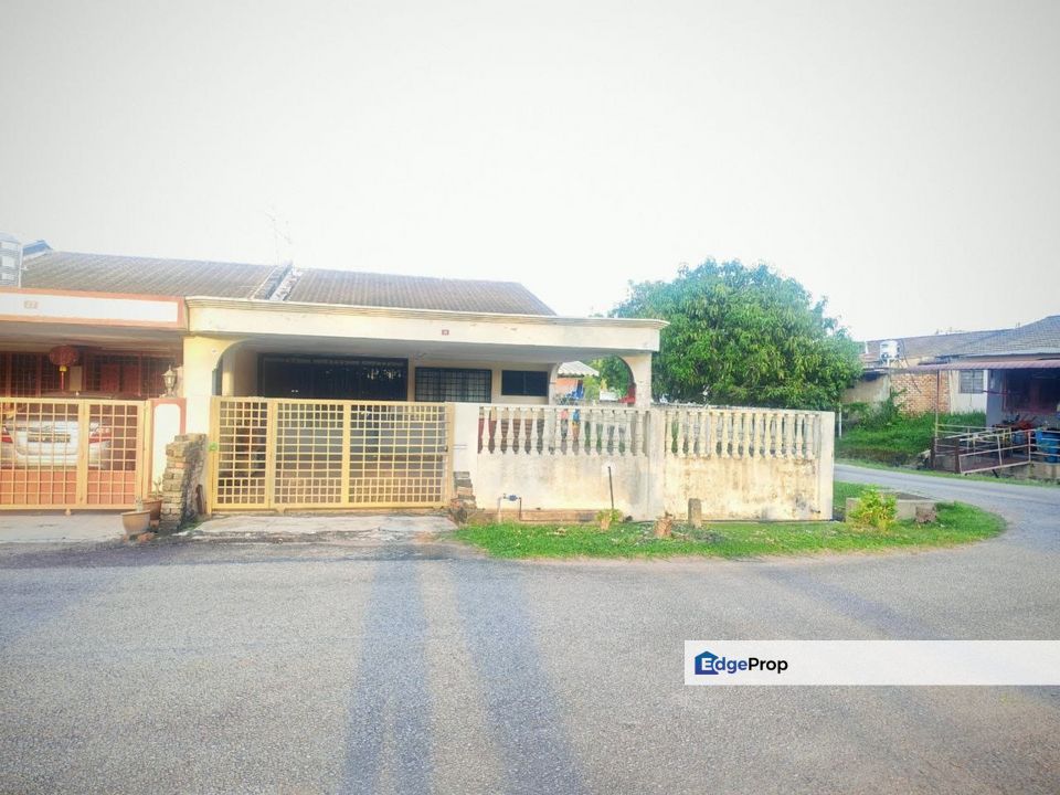 Teres Setingkat Corner Lot Di Taman Sri Bukit Bendera,Mentakab, Pahang, Temerloh