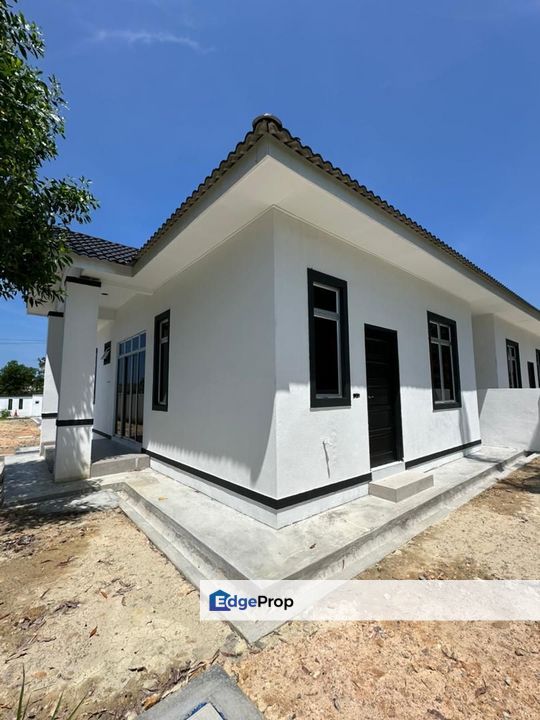 SemiD Setingkat Tradisional Moden Di Kg Tok Kaya Kanan,kemasik, Terengganu, Kemasik