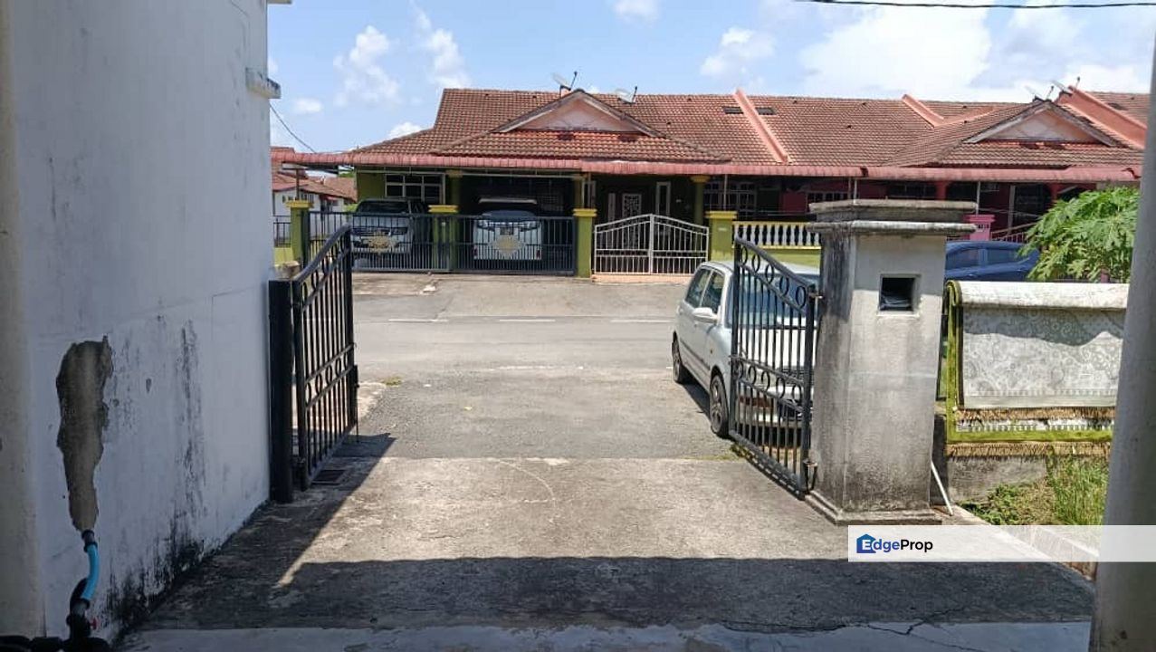 Teres Setingkat Dalam Bandar Di Taman Inderapura Jerantut Pahang, Pahang, Jerantut