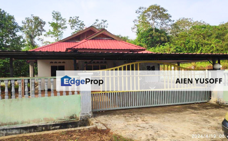 Banglo Tanjung Periang, Rumpun Makmur Kuala Krau near Kg Gunung Senyum, Pahang, Temerloh