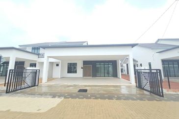 The Majestic Homes 1.5 Storey Semi D Kotasas next to Bukit Istana
