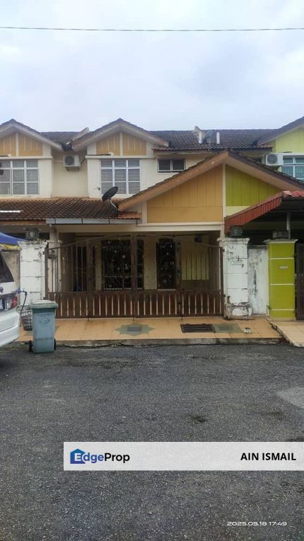 TERES 2 TINGKAT TAMAN SERI MAHKOTA AMAN, KUANTAN , Pahang, Kuantan