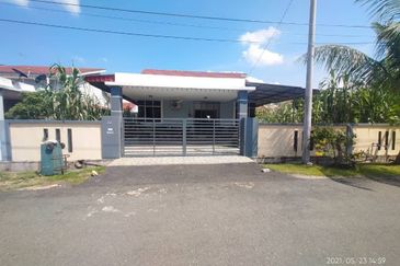 TAMAN TERATAI