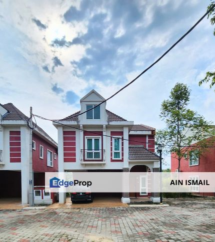 [FULLY FURNISHED] 2 STOREY AMSTERDAM VILLA WATERFRONT BUKIT GAMBANG UTAMA, KUANTAN, Pahang, Kuantan
