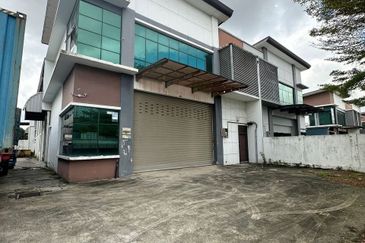 Kempas Utama Industrial Park