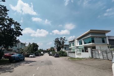 Kempas Utama Industrial Park