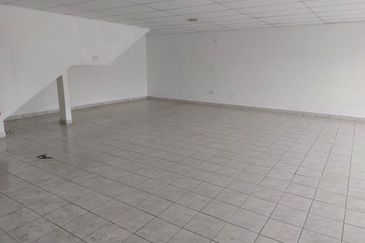 Apex Bizhub Desa Cemerlang