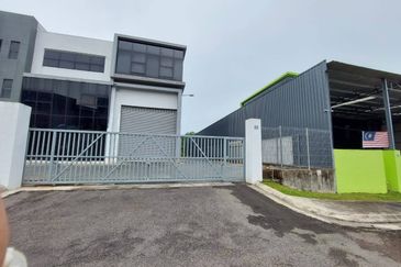 Apex Bizhub Desa Cemerlang