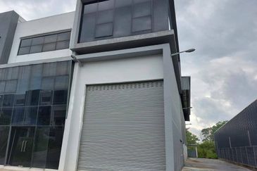 Apex Bizhub Desa Cemerlang