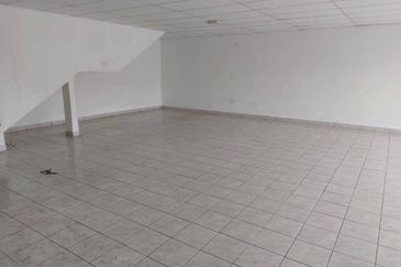 Apex Bizhub Desa Cemerlang