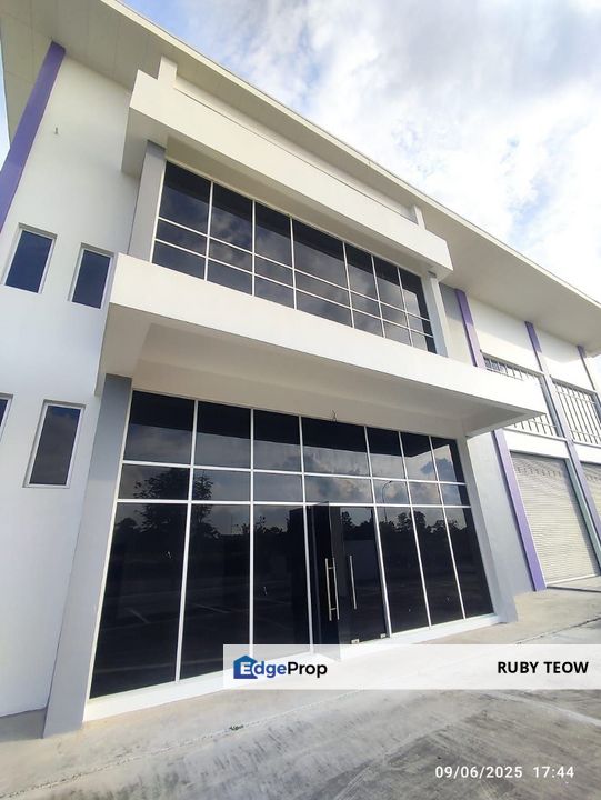 Kawasan Perindustrian Iskandar Halal Park – Link Detached Factory for Rent, Johor, Masai