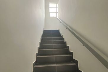 730K Terrace house IN Kota Kemuning (24 x 75)