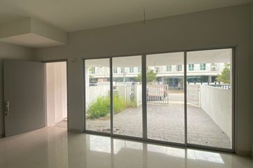 730K Terrace house IN Kota Kemuning (24 x 75)
