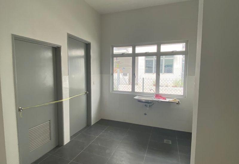 730K Terrace house IN Kota Kemuning (24 x 75)