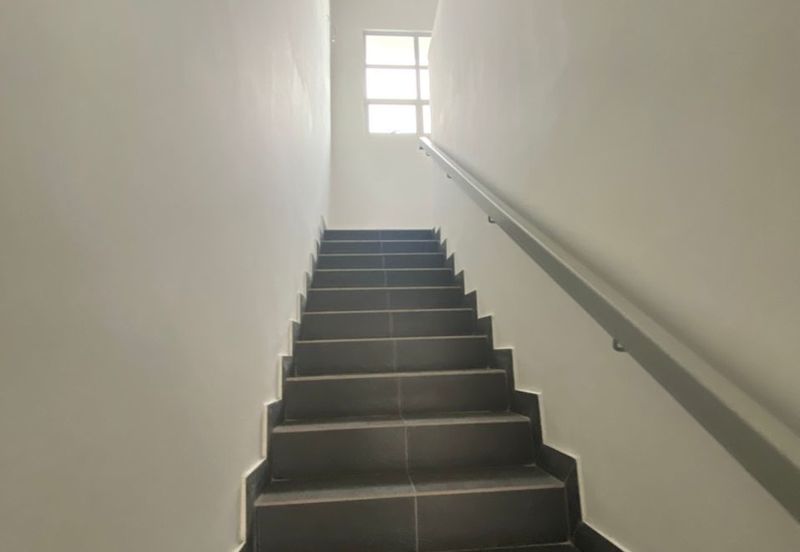 730K Terrace house IN Kota Kemuning (24 x 75)