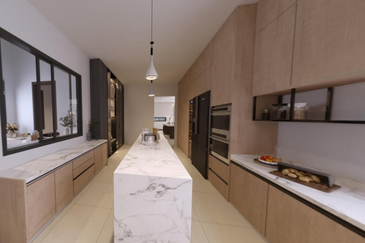 KOTA KEMUNING Semi D & Bungalow (LAKESIDE VIEW)