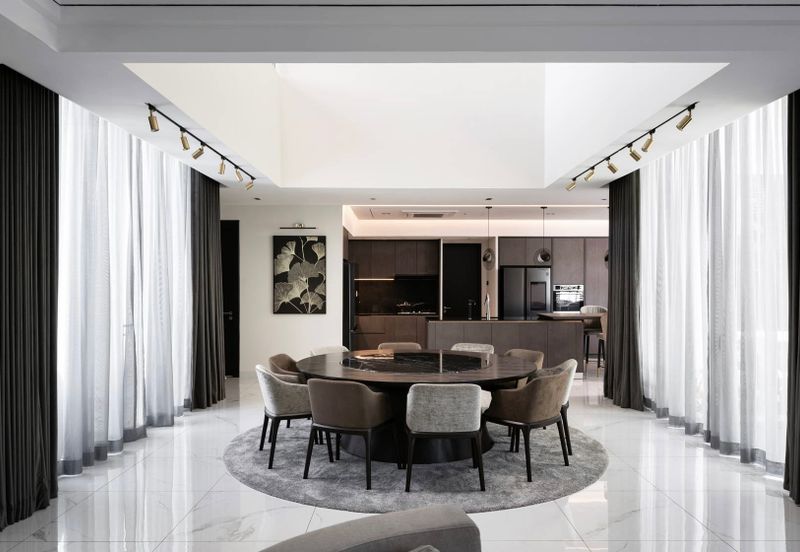 Kota Kemuing Lakeview House