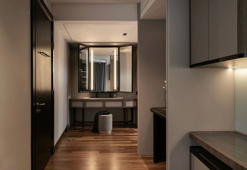 Kota Kemuing Lakeview House