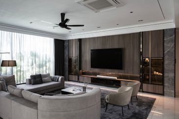 Kota Kemuing Lakeview House