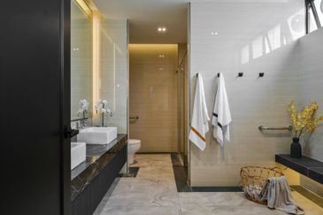 New launch Semi d with bungalow build up