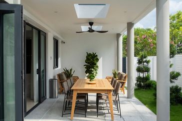 80 x 100 New Launching Bungalow IN Kota Kemuning