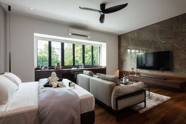 80 x 100 New Launching Bungalow IN Kota Kemuning