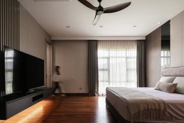 Cheapest semi-d in Kota Kemuning for 1.3M