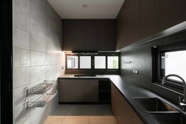 Cheapest semi-d in Kota Kemuning for 1.3M