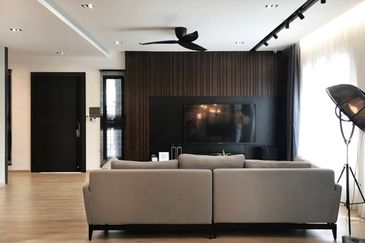 Prime Lakeside Living Semi-D Houses for 2.2M in Kota Kemuning