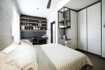 Prime Lakeside Living Semi-D Houses for 2.2M in Kota Kemuning