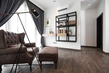 Prime Lakeside Living Semi-D Houses for 2.2M in Kota Kemuning