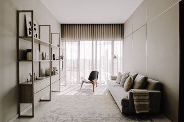 Lakeside view terrace house in Kota Kemuning