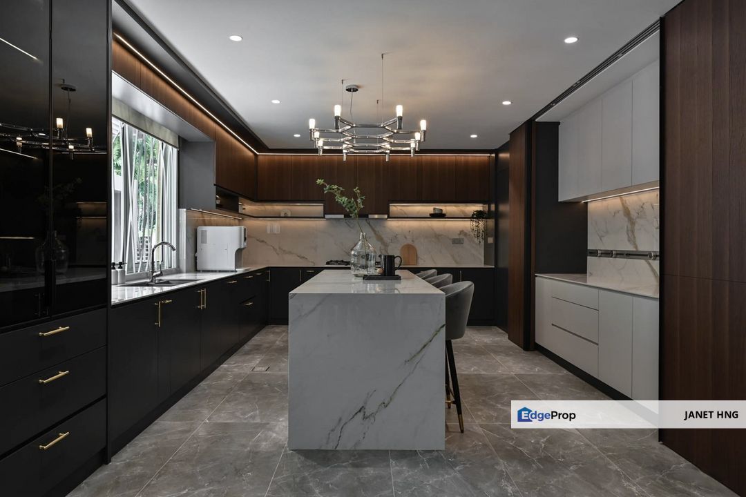 56 x 85 Bungalow in Kota kemuning, Selangor, Kota Kemuning