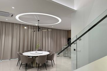 800k double storey house in Kota Kemuning