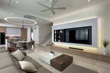 800k double storey house in Kota Kemuning