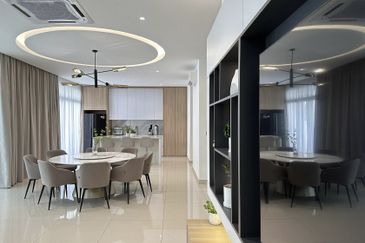 800k double storey house in Kota Kemuning