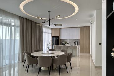 800k double storey house in Kota Kemuning