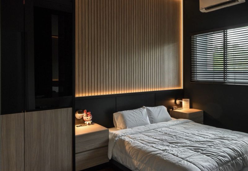 32 x 85 Semi d with only 1.4M!!!