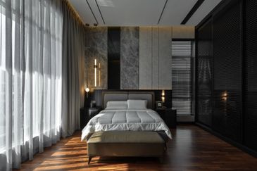 32 x 85 Semi d with only 1.4M!!!