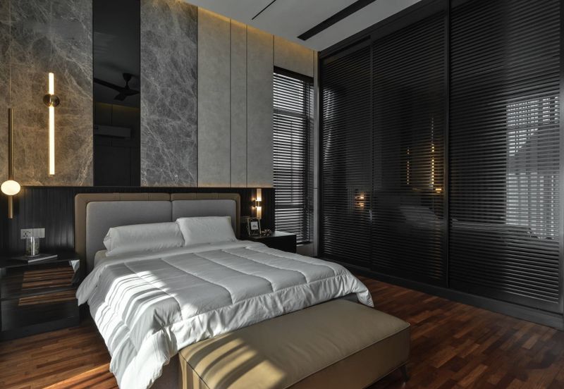 32 x 85 Semi d with only 1.4M!!!