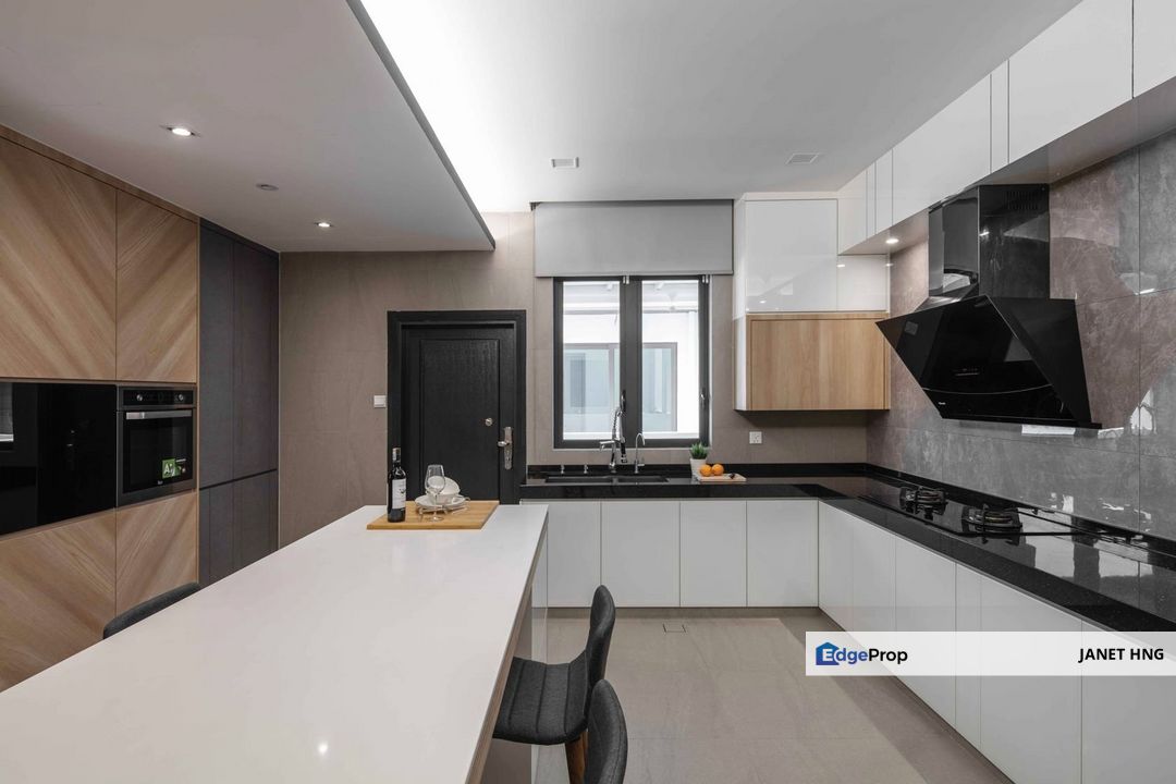 1.2M house IN Kota Kemuning, Selangor, Kota Kemuning