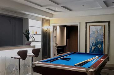 New Lakefront Villa Bungalow IN Kota Kemuning