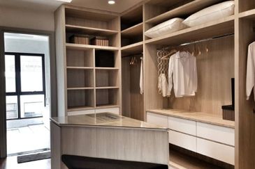 Kota Kemuning 1.58M Lakefront Villa Bungalow