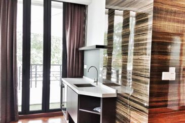 Kota Kemuning 1.58M Lakefront Villa Bungalow