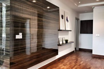 Kota Kemuning 1.58M Lakefront Villa Bungalow