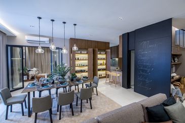 Bungalow House IN Kota Kemuning