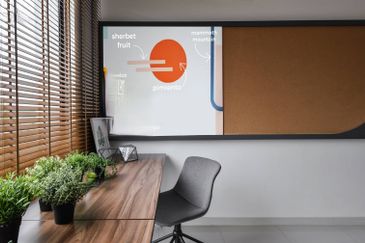 Puchong South 2sty Link Hse RM900k Inter End Corner